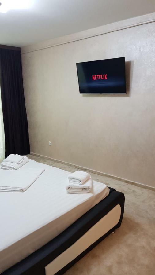 Ferienwohnung Cezara Galaţi Exterior foto
